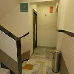 Oyo Andheri Station 3*
