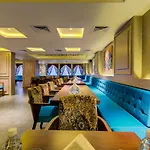 Edition O 30013 Seawood Juhu