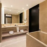 The Park Juhu Hotel 4*