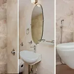 Sagar Hotel 2*