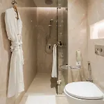 The Park Juhu Hotel 4*