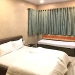 Dev Shelters 6 Hotel 2*