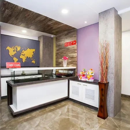 Hotel Oyo 29653 Royal