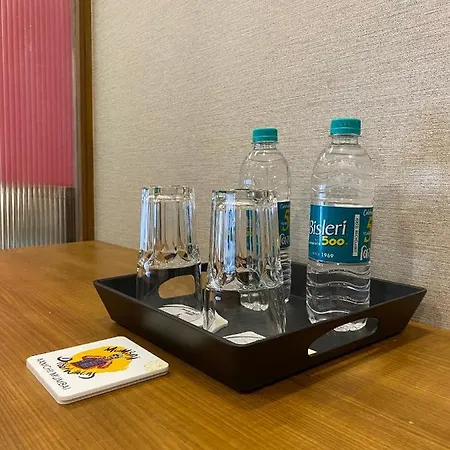 Theory9 Premium Service Khar * Mumbai
