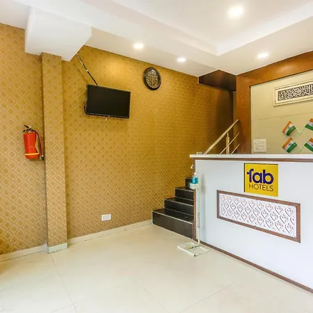 Hotel Fabhotel Tavakkal