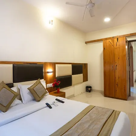Home2 And Service Apartments, Airport * Mumbai