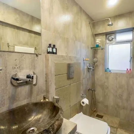 Apartment Top-floor Oceanfront Designer In Bandra