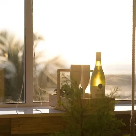 Top-floor Oceanfront Designer In Bandra Apartment *