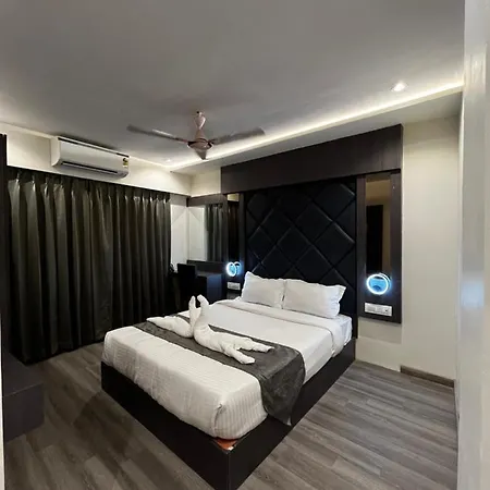 Classio Andheri - Near Dn Nagar Metro Station