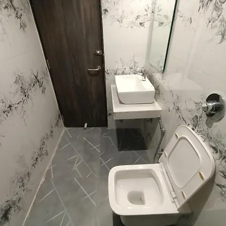 Classio Andheri - Near Dn Nagar Metro Station Hotel 3*