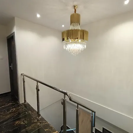 Classio Andheri - Near Dn Nagar Metro Station