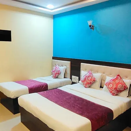 Golden Galaxy - Santacruz East Hotel