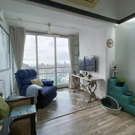 Apartment An Artist's Mumbai