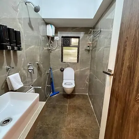 La Mezzo 1 Bhk Service *