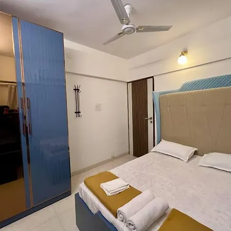 La Mezzo 1 Bhk Service