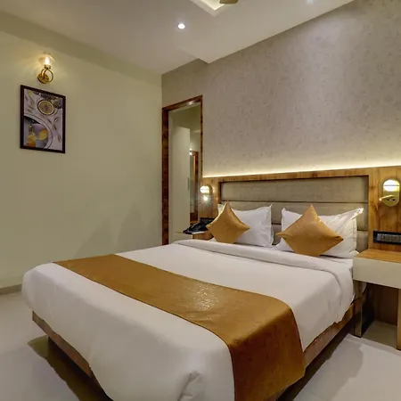 Home2 And Service Apartments, Airport * Mumbai