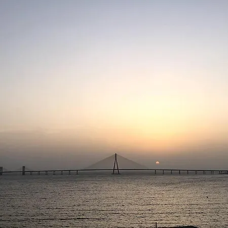 Sealink View Next To Hinduja Hospital *