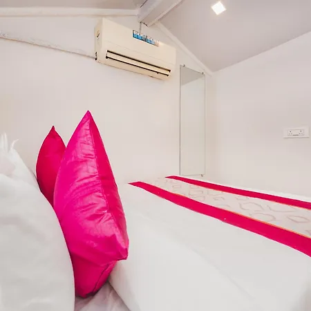 Afra For Female & Male 5 Min From Airport