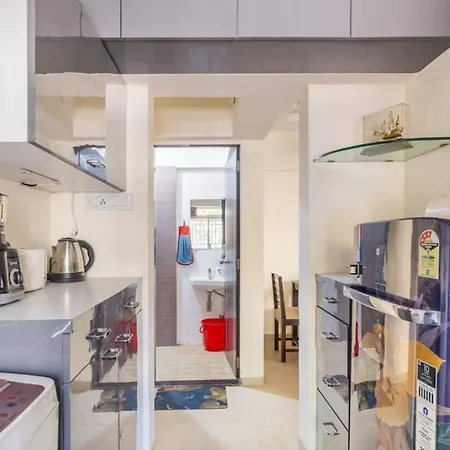 Apartment Brand New Modern 1 Bed , 1 Living , 2 Bath