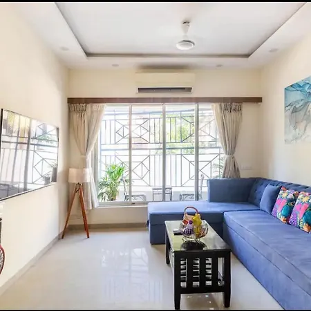 Brand New Modern 1 Bed , 1 Living , 2 Bath *