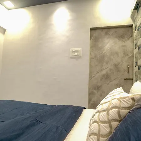 Apartment Osi Andheri West Mumbai