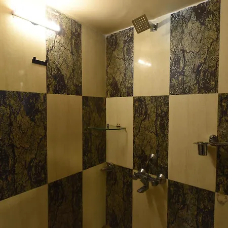 Osi Andheri West Apartment