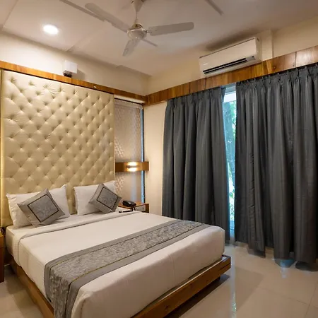 Apartment Home2 And Service Apartments, Airport