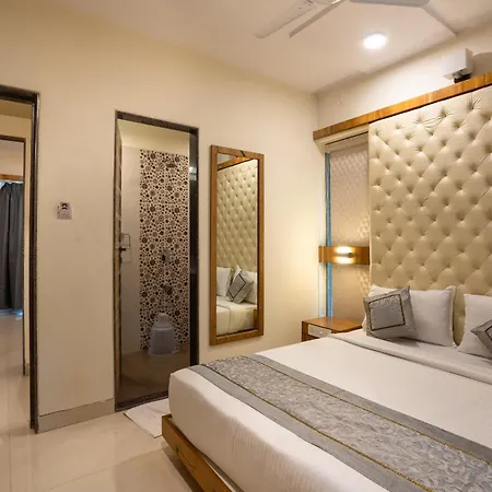 Home2 And Service Apartments, Airport Apartment