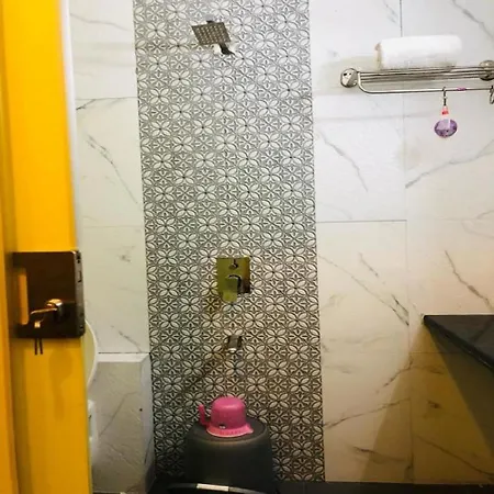 Apartment 7 Hills Mumbai