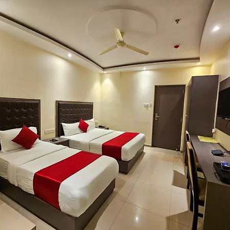 Hotel Bkc - Near Trade Center, Visa Consulate Bkc