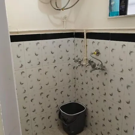 1br In Lower Parel Mumbai