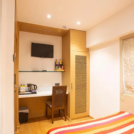Hotel Bawa Continental