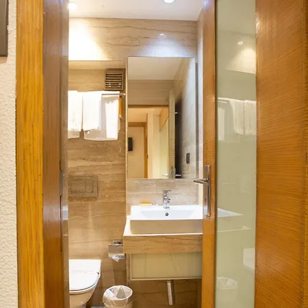 Hotel Bawa Continental 3*