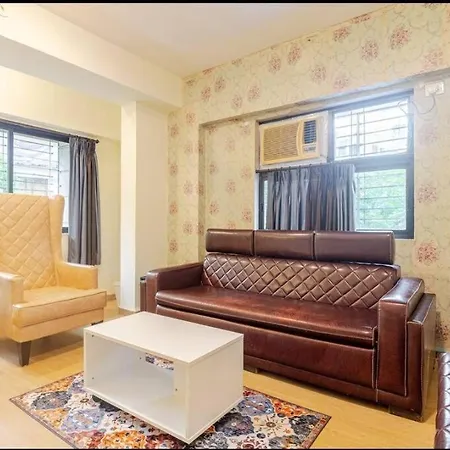 Lovely 2bhk Nr Carter Rd Bandra Apartment *