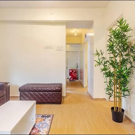 Apartment Lovely 2bhk Nr Carter Rd Bandra