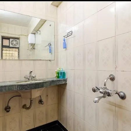 Lovely 2bhk Nr Carter Rd Bandra *