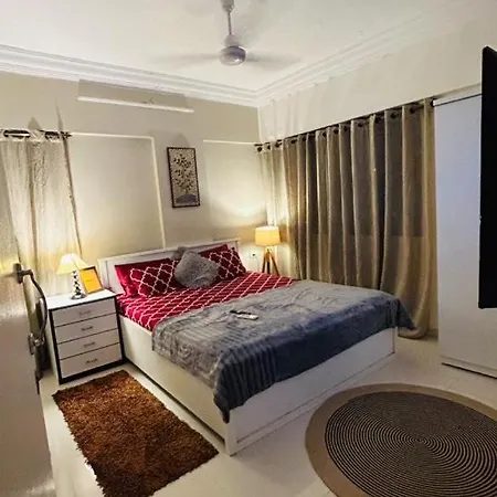 Oasis Homestay *