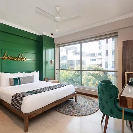 Theory9 Premium Service Bandra Apartment *