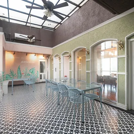 Apartment Theory9 Premium Service Bandra