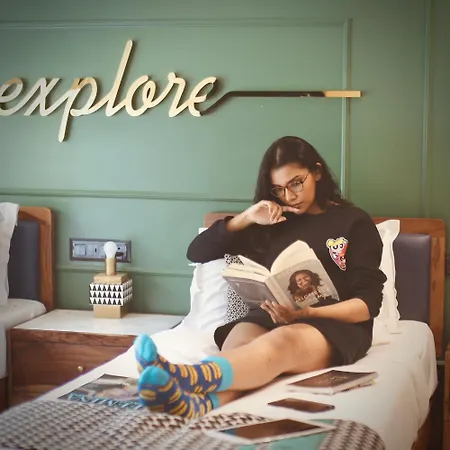 Apartment Theory9 Premium Service Bandra *