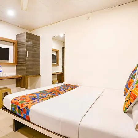 Havana Hotel *
