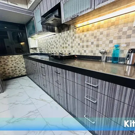 Apartment 3bhk Service In Shivaji Park By Florastay *