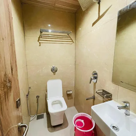 Royal Bkc Hotel 3*