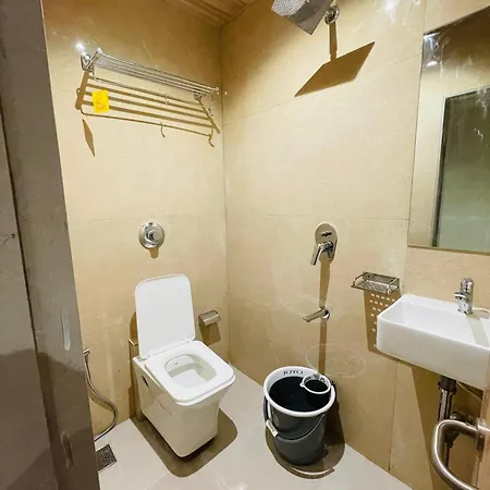 Hotel Royal Bkc