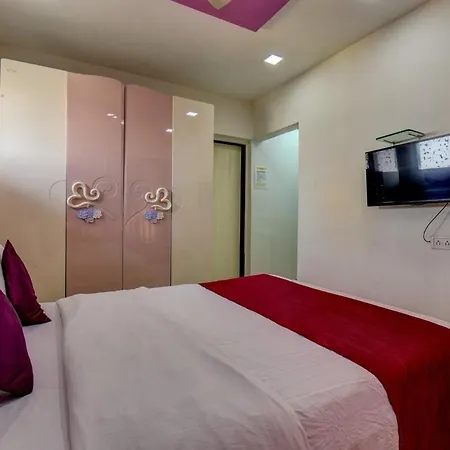 1 Private Bedroom In A Modern 2bhk In Powai Mumbai