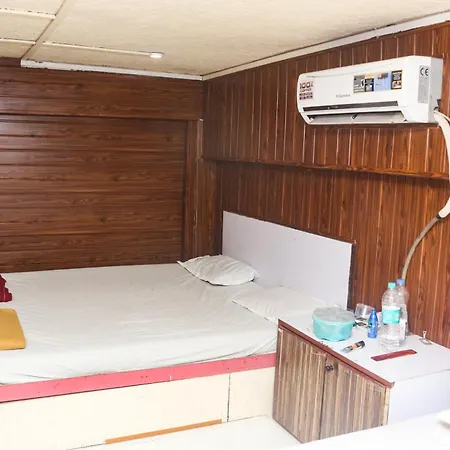 Hotel Moon Residency 3*
