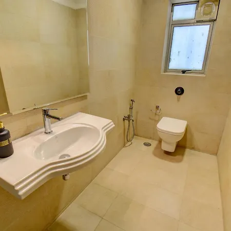 Staywood Suites, 3* Mumbai