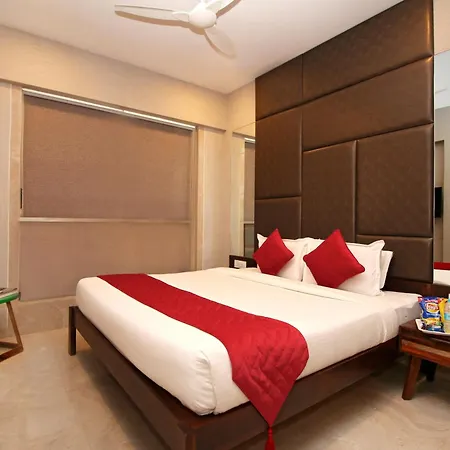 Theory9 Premium Service Khar Apartment *