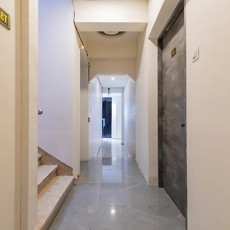 De Classico -lokhandwala Guest house