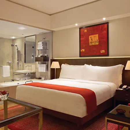 Trident Bandra Kurla 5*